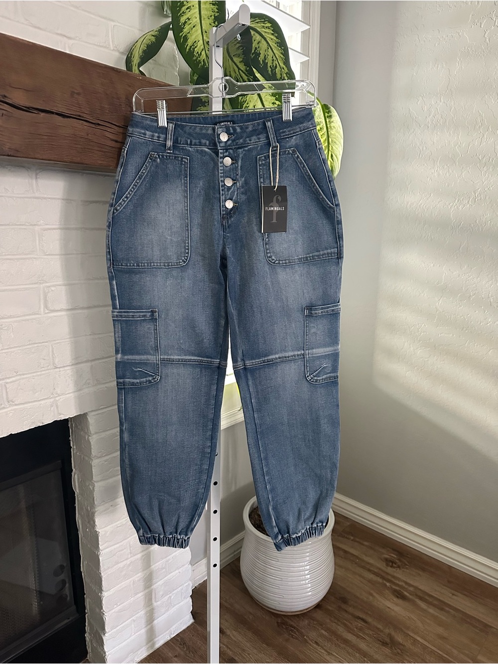 Flamingals Multi Pocket Button Fly Mid Rise Straight Leg Jeans - Picture 5 of 7